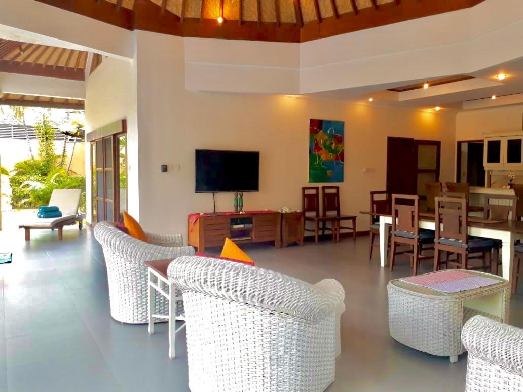 Bali Jade Villas Санур Экстерьер фото